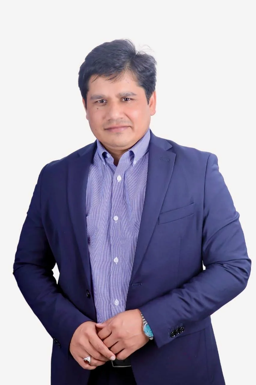 Zeeshan Aslam, Zimal Properties broker